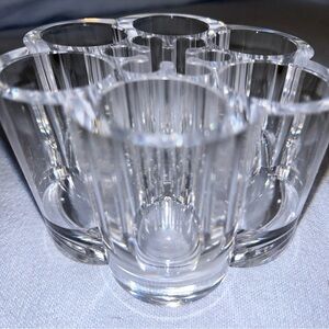 Elegant Clear Makeup Organizer